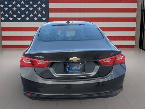 Used 2017 Chevrolet Malibu LT FWD image 18