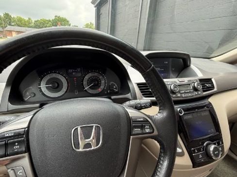 Used 2016 Honda Odyssey EX-L image 10