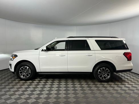 Used 2024 Ford Expedition Max XLT image 11