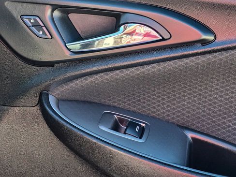 Used 2025 Chevrolet Malibu LT FWD image 40