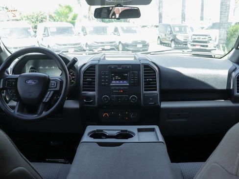 Used 2017 Ford F150 XLT RWD image 25