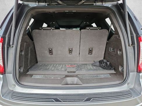 Used 2022 GMC Yukon Denali RWD image 6