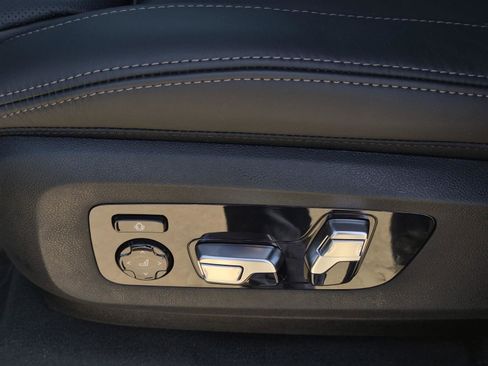 New 2026 BMW X7 xDrive40i w/ Executive Package image 32