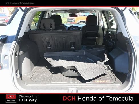 Used 2020 GMC Terrain SLE w/ Driver Convenience Package image 23