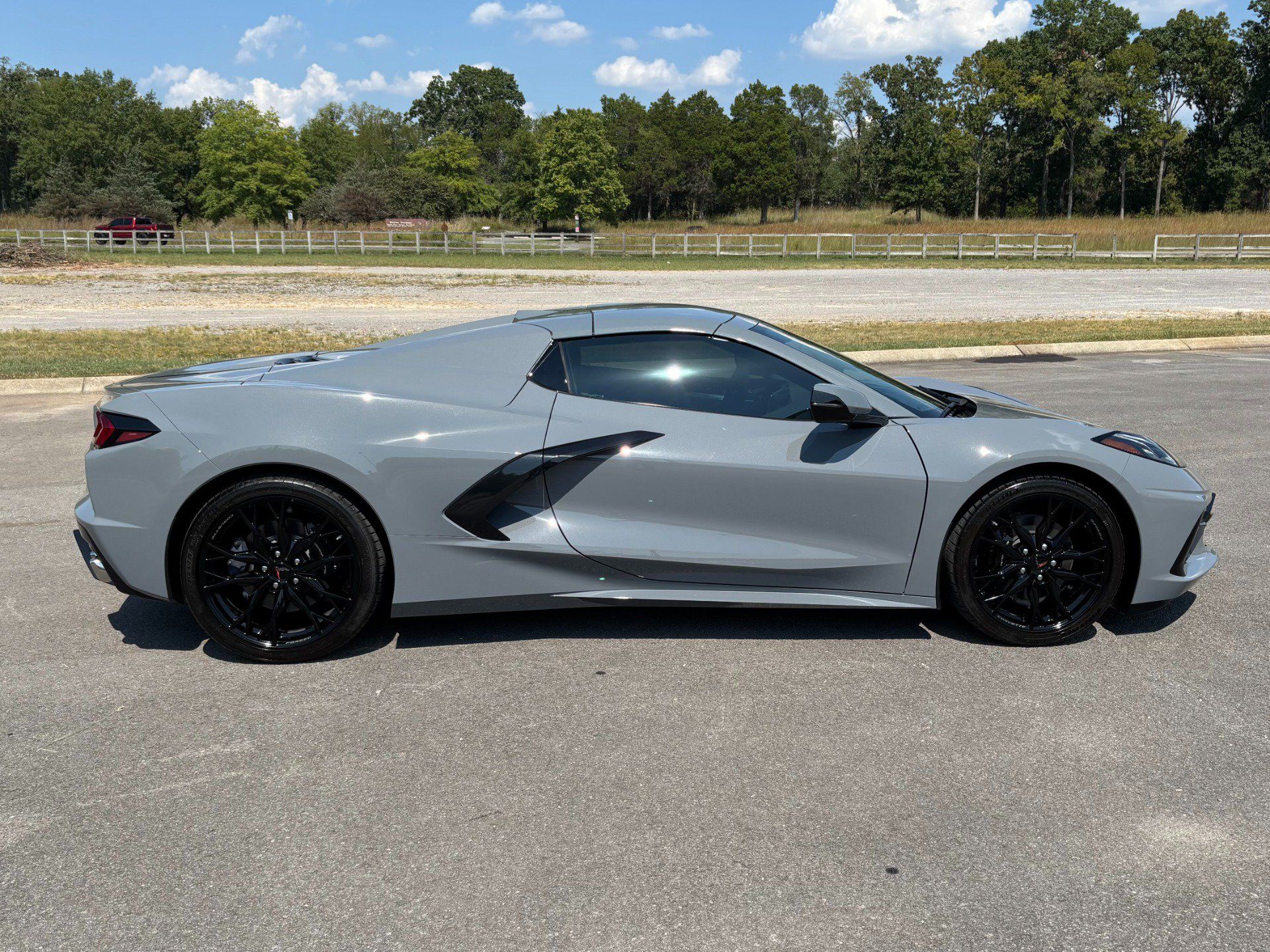 Used 2025 Chevrolet Corvette Stingray Preferred Conv w/ 2LT RWD image 15