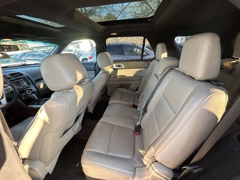 Used 2011 Ford Explorer Limited w/ 301A Rapid Spec Order Code image 15