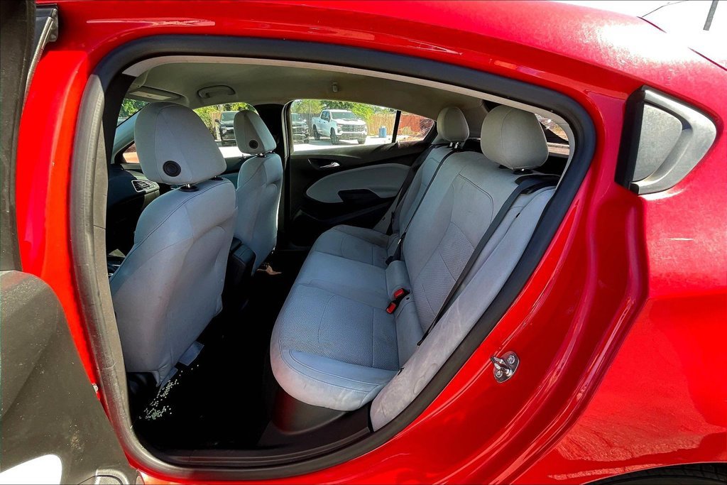 Used 2019 Chevrolet Cruze LS w/ LS Convenience Package FWD image 6