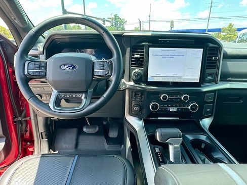 Certified 2025 Ford F150 Platinum w/ Equipment Group 702A High AWD/4WD image 19
