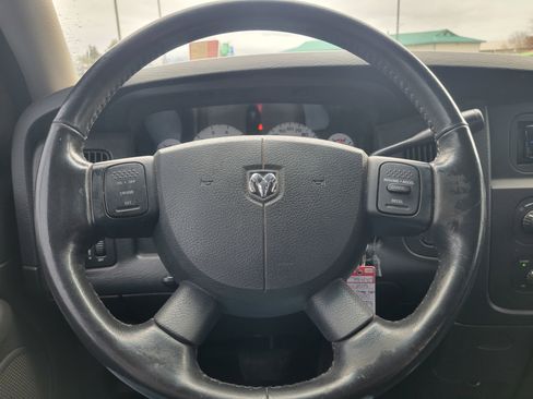 Used 2005 Dodge Ram 1500 Truck SLT w/ Quad Cab Big Horn Value Group image 8