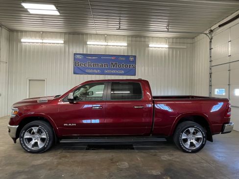 Used 2021 RAM 1500 Laramie AWD/4WD image 2