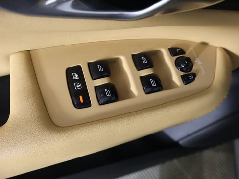 Used 2024 Volvo XC90 B6 Ultimate w/ Protection Package Premier AWD/4WD image 44