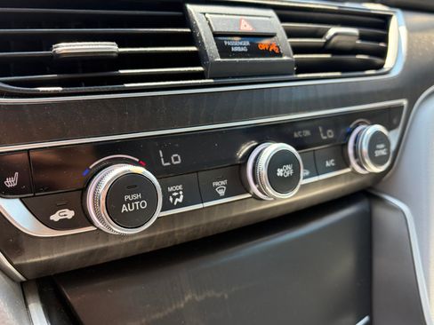 Used 2018 Honda Accord EX-L image 24