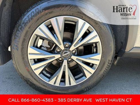 Certified 2023 Nissan Rogue SV AWD/4WD image 25