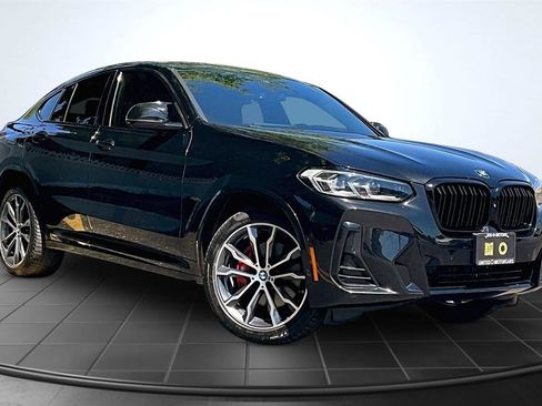 Used 2022 BMW X4 xDrive30i w/ Dynamic Handling Package AWD/4WD image 3