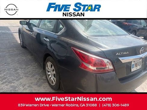 Used 2013 Nissan Altima 2.5 S FWD image 41