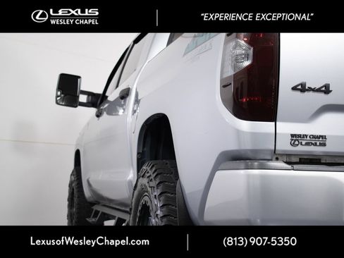 Used 2020 Toyota Tundra SR5 w/ SR5 Leather Package AWD/4WD image 9