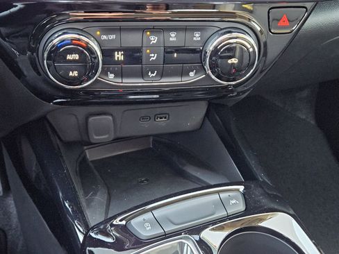 New 2026 Chevrolet Trax ACTIV w/ Sunroof Package image 21