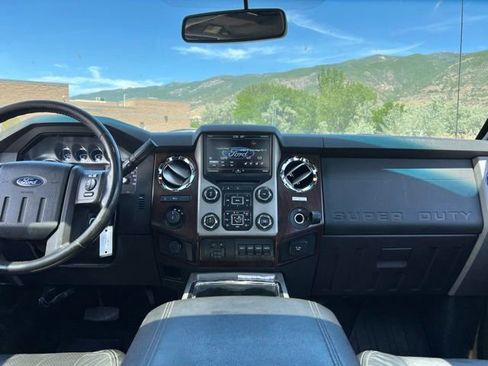 Used 2014 Ford F350 Lariat w/ Lariat Ultimate Package AWD/4WD image 16