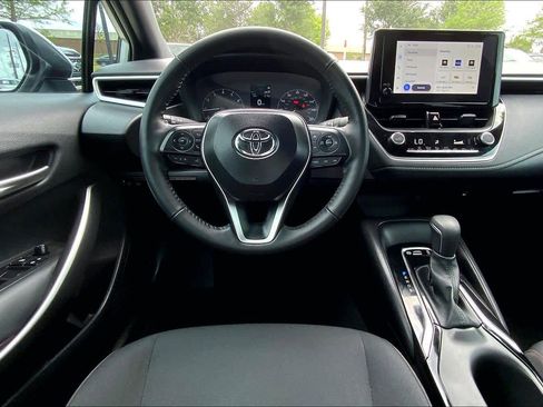 Used 2025 Toyota Corolla SE FWD image 9
