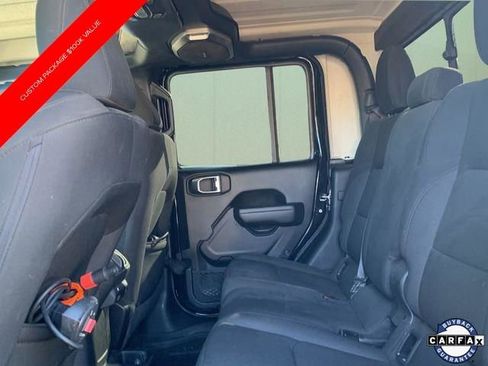 Certified 2022 Jeep Gladiator Mojave AWD/4WD image 25