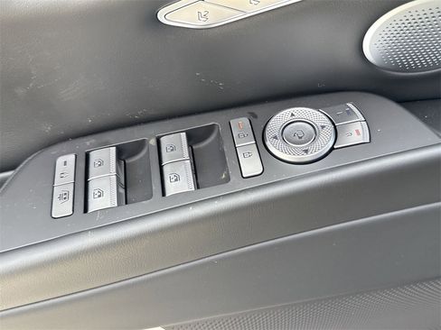 New 2025 Genesis G80 3.5T Sport Prestige image 10