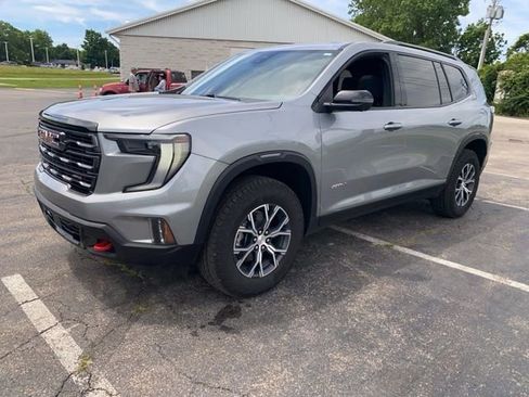 Used 2025 GMC Acadia AT4 w/ Luxury Package AWD/4WD image 5