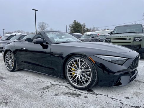 Used 2022 Mercedes-Benz SL 63 AMG AMG SL 63 image 3