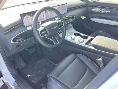 New 2026 Genesis GV70 2.5T Advanced AWD/4WD image 13