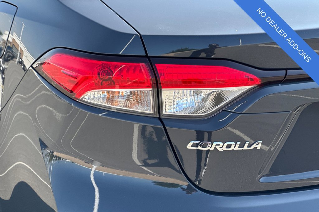 Used 2026 Toyota Corolla LE w/ Carpet Mat Package (TMS) FWD image 29