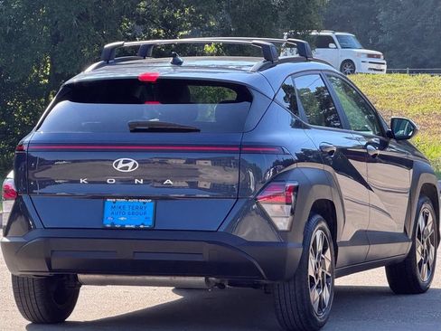 Certified 2025 Hyundai Kona SEL FWD image 15