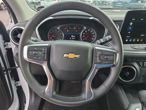 Certified 2024 Chevrolet Blazer LT w/ Convenience Package FWD image 16