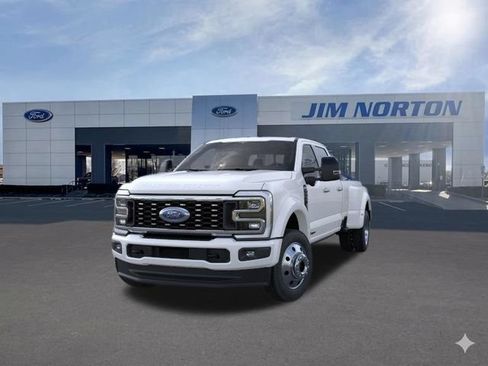 New 2026 Ford F450 Platinum w/ FX4 Off-Road Package AWD/4WD image 3