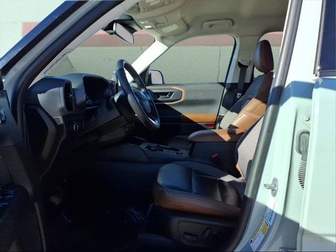 Used 2023 Ford Bronco Sport Outer Banks w/ Tech Package image 16