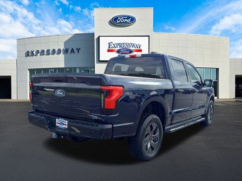 Used 2024 Ford F150 Lightning XLT image 6