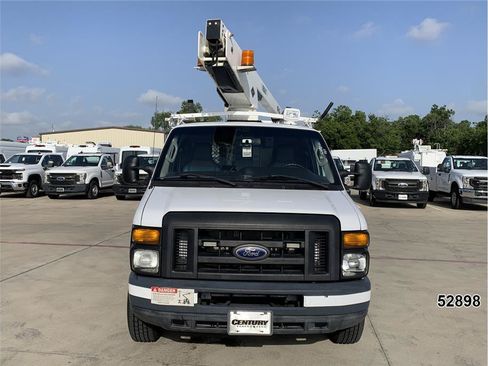 Used 2014 Ford E-350 and Econoline 350 Super Duty RWD image 18