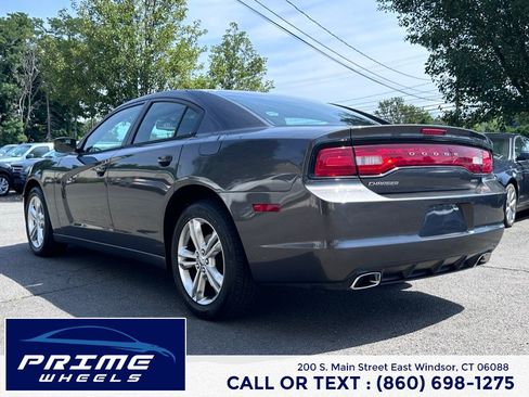 Used 2014 Dodge Charger SE AWD/4WD image 5