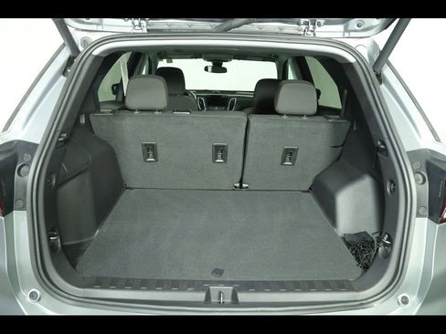 Used 2024 Chevrolet Equinox LT FWD image 18