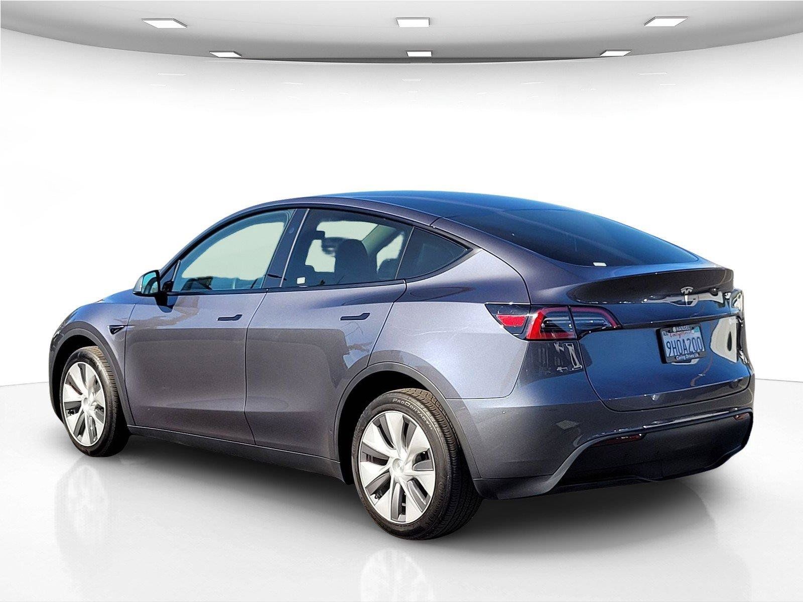 Used 2023 Tesla Model Y Long Range AWD/4WD image 8