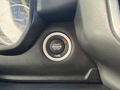 Used 2023 RAM 1500 Big Horn AWD/4WD image 41