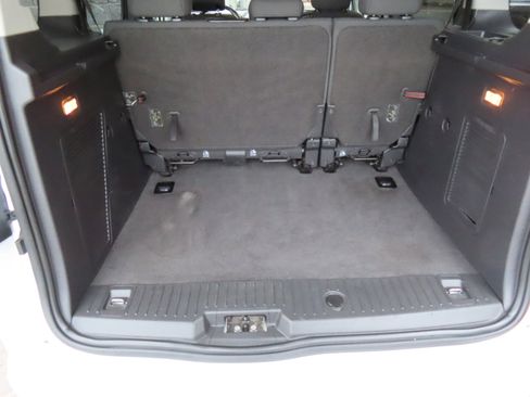 Used 2016 Ford Transit Connect XLT image 15