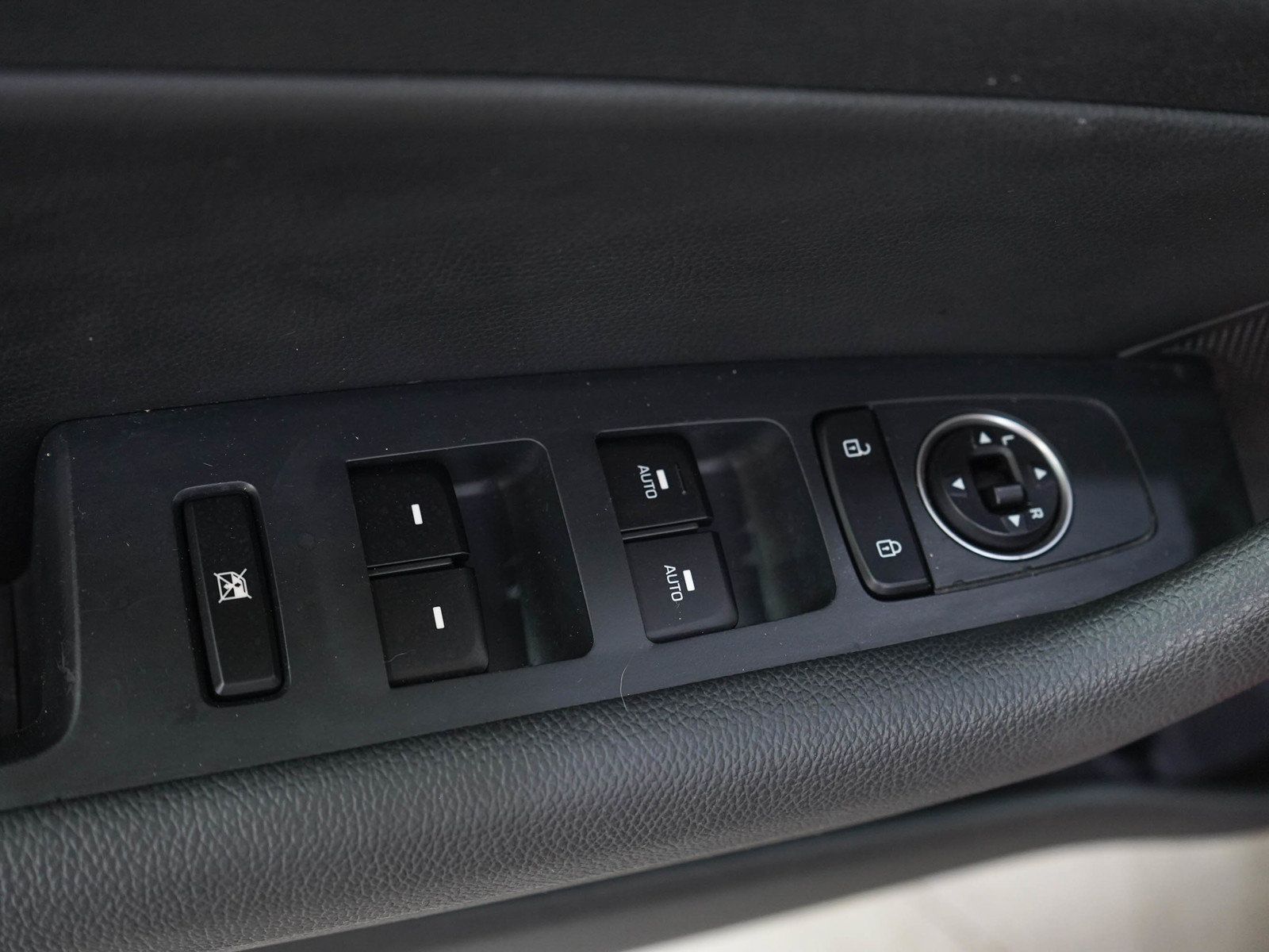 Used 2019 Hyundai Sonata Sport FWD image 18