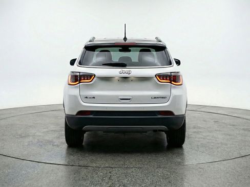 Used 2025 Jeep Compass Limited AWD/4WD image 7