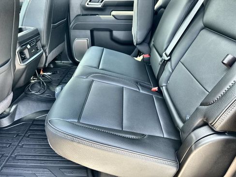 New 2026 GMC Sierra 2500 Denali w/ Denali Reserve Package AWD/4WD image 16