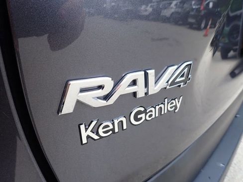 Certified 2025 Toyota RAV4 XLE AWD/4WD image 7