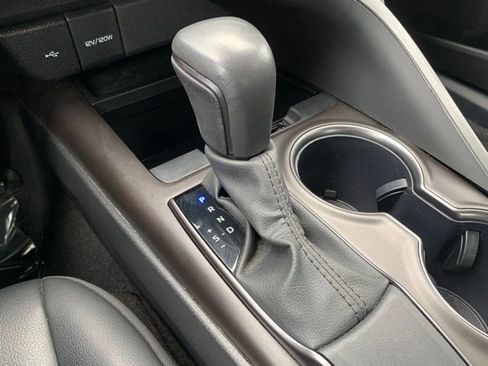 Used 2024 Toyota Camry SE image 20