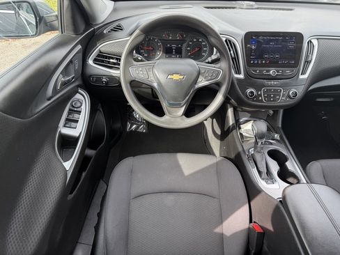 Used 2024 Chevrolet Malibu LT image 15