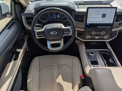 Used 2024 Ford Expedition Max Limited RWD image 17