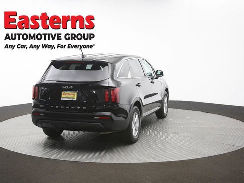 Used 2022 Kia Sorento LX FWD image 38