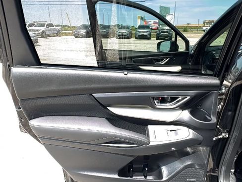 Used 2021 Subaru Ascent Limited AWD/4WD image 19