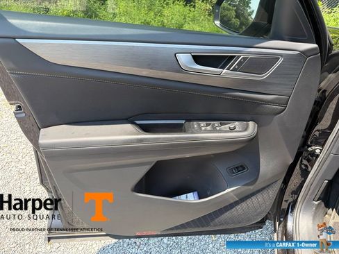 Used 2024 Volkswagen Atlas Cross Sport SE AWD/4WD image 19